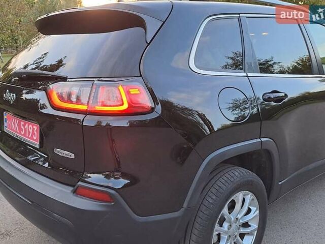 Чорний Джип Cherokee, об'ємом двигуна 2.36 л та пробігом 139 тис. км за 13458 $, фото 10 на Automoto.ua