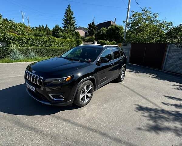 Джип Чероки 2018 в Киеве на Automoto.ua Черный Джип Чероки, объемом двигателя 1.99 л и пробегом 100 тыс. км за 20500 $, фото 5 на Automoto.ua