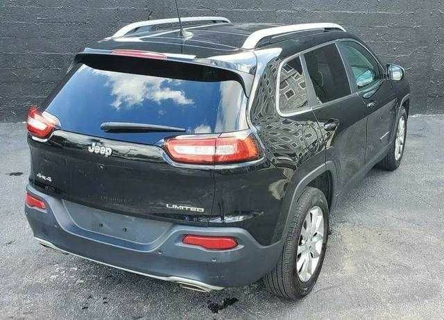 Чорний Джип Cherokee, об'ємом двигуна 0 л та пробігом 106 тис. км за 8900 $, фото 1 на Automoto.ua