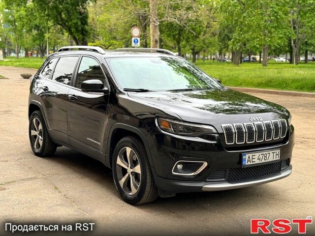 Чорний Джип Cherokee, об'ємом двигуна 3.2 л та пробігом 120 тис. км за 21300 $, фото 5 на Automoto.ua