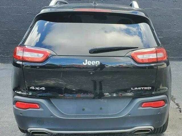 Чорний Джип Cherokee, об'ємом двигуна 0 л та пробігом 106 тис. км за 8900 $, фото 6 на Automoto.ua