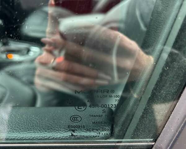 Черный Джип Чероки, объемом двигателя 3.24 л и пробегом 77 тыс. км за 24500 $, фото 29 на Automoto.ua