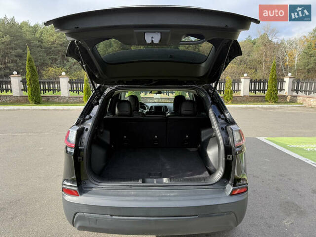 Черный Джип Чероки, объемом двигателя 2.36 л и пробегом 218 тыс. км за 14200 $, фото 38 на Automoto.ua