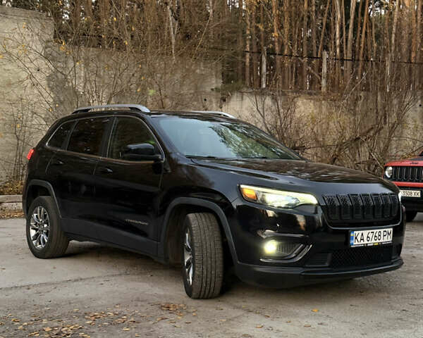Черный Джип Чероки, объемом двигателя 2.36 л и пробегом 146 тыс. км за 14999 $, фото 3 на Automoto.ua