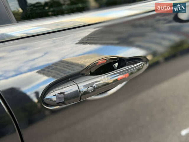 Чорний Джип Cherokee, об'ємом двигуна 2.4 л та пробігом 67 тис. км за 14500 $, фото 40 на Automoto.ua