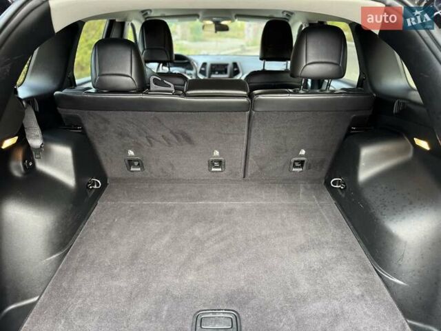 Черный Джип Чероки, объемом двигателя 2.4 л и пробегом 172 тыс. км за 13999 $, фото 23 на Automoto.ua