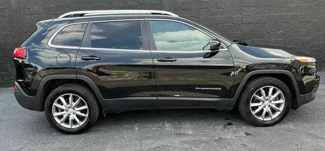 Чорний Джип Cherokee, об'ємом двигуна 0 л та пробігом 106 тис. км за 8900 $, фото 3 на Automoto.ua