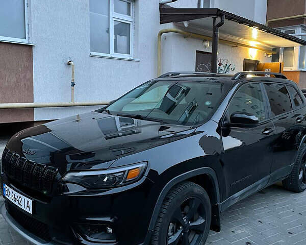 Чорний Джип Cherokee, об'ємом двигуна 2.36 л та пробігом 95 тис. км за 15400 $, фото 1 на Automoto.ua