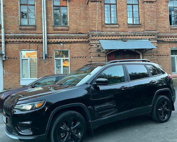 Чорний Джип Cherokee, об'ємом двигуна 2.36 л та пробігом 95 тис. км за 15400 $, фото 6 на Automoto.ua