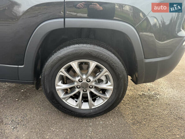 Черный Джип Чероки, объемом двигателя 2.36 л и пробегом 114 тыс. км за 17400 $, фото 22 на Automoto.ua