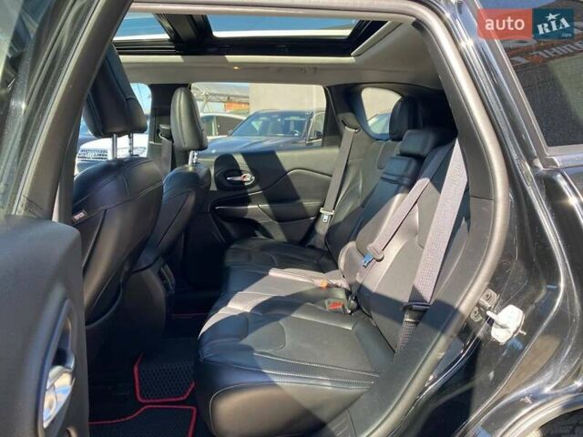 Чорний Джип Cherokee, об'ємом двигуна 3.24 л та пробігом 79 тис. км за 19900 $, фото 22 на Automoto.ua