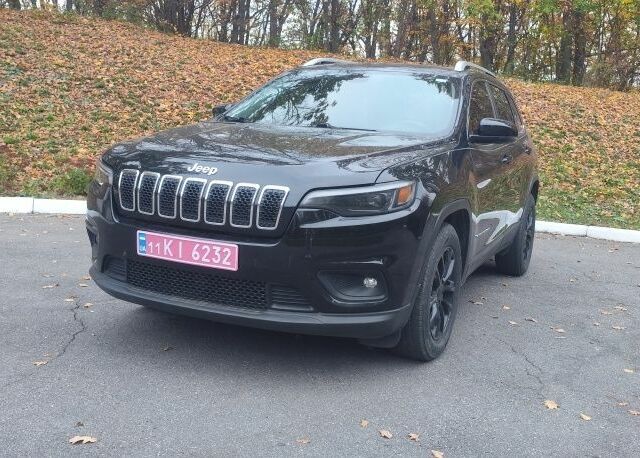 Чорний Джип Cherokee, об'ємом двигуна 3.2 л та пробігом 197 тис. км за 14550 $, фото 4 на Automoto.ua