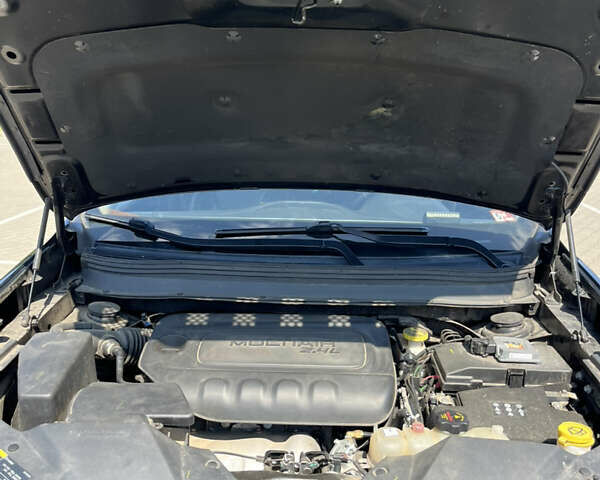 Черный Джип Чероки, объемом двигателя 2.36 л и пробегом 84 тыс. км за 19990 $, фото 18 на Automoto.ua