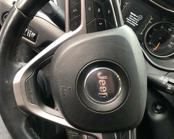 Чорний Джип Cherokee, об'ємом двигуна 2.36 л та пробігом 111 тис. км за 13900 $, фото 15 на Automoto.ua