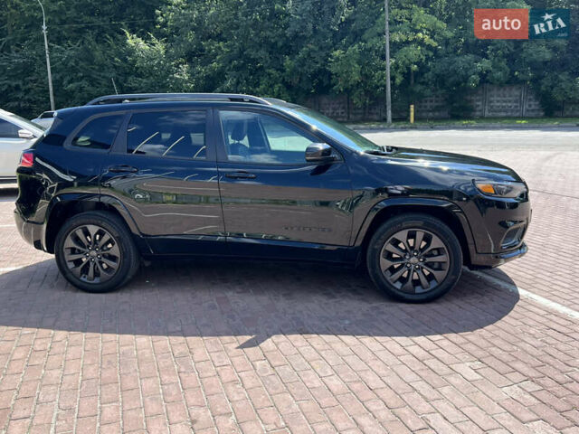 Черный Джип Чероки, объемом двигателя 1.99 л и пробегом 63 тыс. км за 18999 $, фото 1 на Automoto.ua