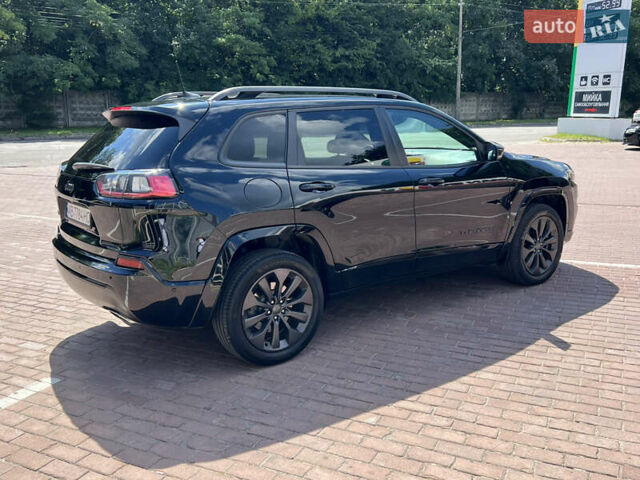 Черный Джип Чероки, объемом двигателя 1.99 л и пробегом 63 тыс. км за 18999 $, фото 2 на Automoto.ua