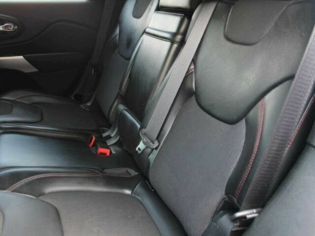 Чорний Джип Cherokee, об'ємом двигуна 3.2 л та пробігом 35 тис. км за 8000 $, фото 10 на Automoto.ua