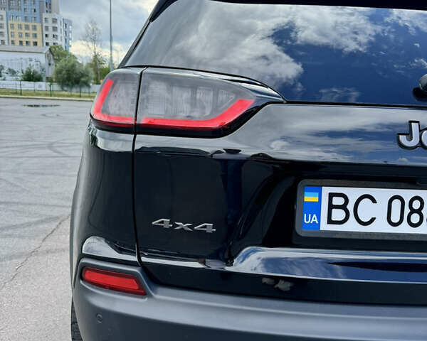 Чорний Джип Cherokee, об'ємом двигуна 1.99 л та пробігом 81 тис. км за 24800 $, фото 5 на Automoto.ua