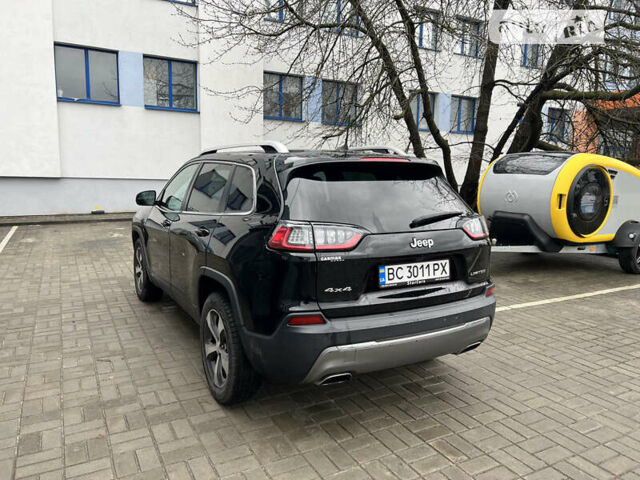 Чорний Джип Cherokee, об'ємом двигуна 2 л та пробігом 77 тис. км за 23500 $, фото 5 на Automoto.ua