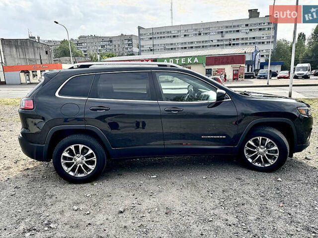 Черный Джип Чероки, объемом двигателя 2.36 л и пробегом 129 тыс. км за 19000 $, фото 6 на Automoto.ua