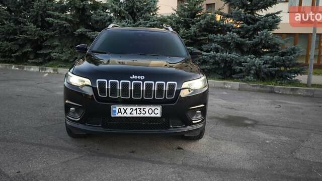 Чорний Джип Cherokee, об'ємом двигуна 3.24 л та пробігом 71 тис. км за 22000 $, фото 14 на Automoto.ua
