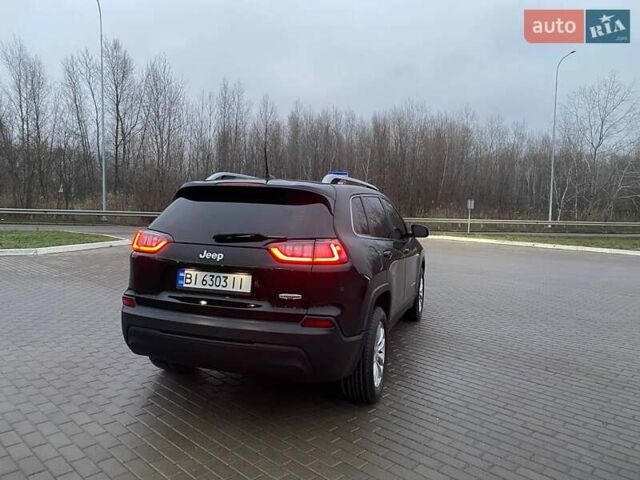 Черный Джип Чероки, объемом двигателя 2.36 л и пробегом 159 тыс. км за 14000 $, фото 1 на Automoto.ua