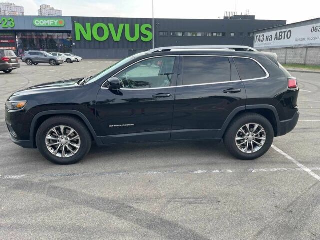 Черный Джип Чероки, объемом двигателя 2.4 л и пробегом 155 тыс. км за 15000 $, фото 2 на Automoto.ua