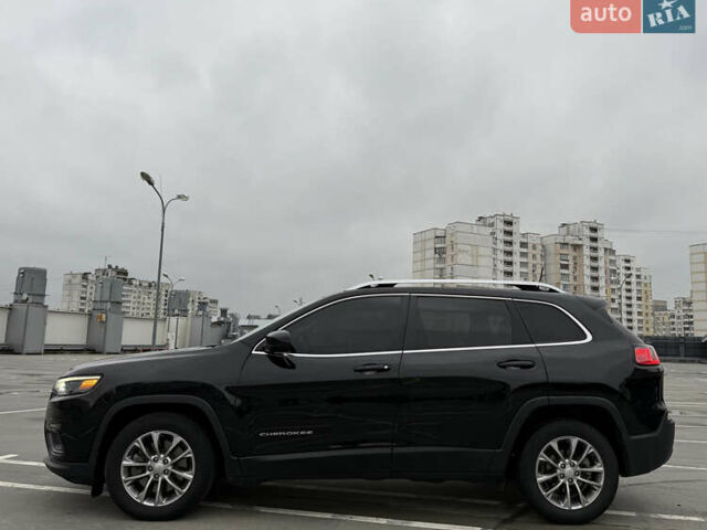 Черный Джип Чероки, объемом двигателя 2.36 л и пробегом 70 тыс. км за 13300 $, фото 4 на Automoto.ua