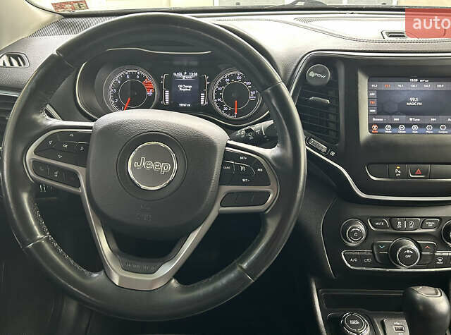 Черный Джип Чероки, объемом двигателя 3.24 л и пробегом 156 тыс. км за 18500 $, фото 22 на Automoto.ua