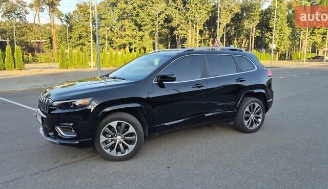 Чорний Джип Cherokee, об'ємом двигуна 2 л та пробігом 175 тис. км за 15900 $, фото 8 на Automoto.ua