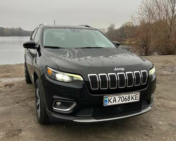 Черный Джип Чероки, объемом двигателя 3.24 л и пробегом 77 тыс. км за 24500 $, фото 1 на Automoto.ua