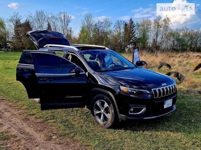 Чорний Джип Cherokee, об'ємом двигуна 3.24 л та пробігом 90 тис. км за 22500 $, фото 10 на Automoto.ua