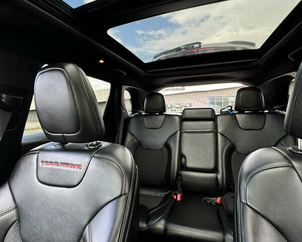 Чорний Джип Cherokee, об'ємом двигуна 1.99 л та пробігом 81 тис. км за 24800 $, фото 11 на Automoto.ua