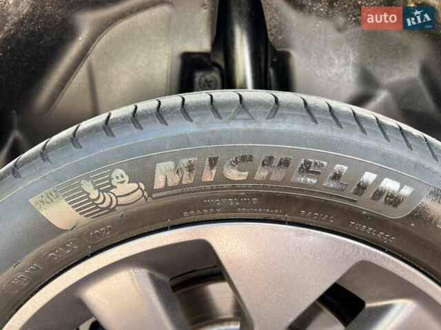 Черный Джип Чероки, объемом двигателя 1.99 л и пробегом 63 тыс. км за 18999 $, фото 16 на Automoto.ua