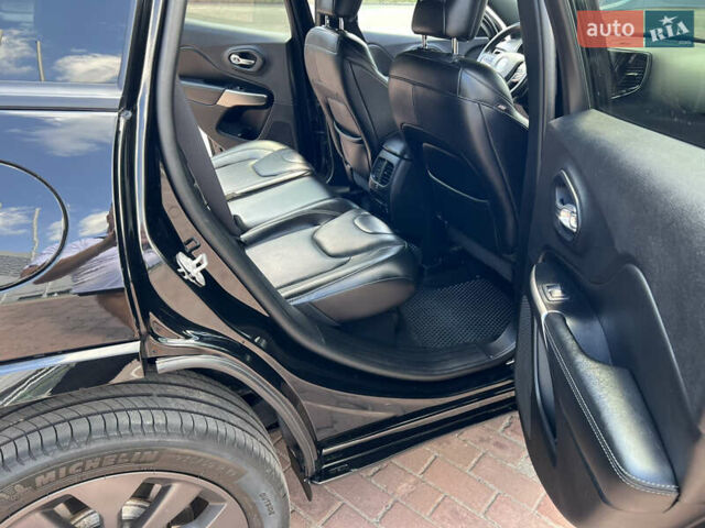 Черный Джип Чероки, объемом двигателя 1.99 л и пробегом 63 тыс. км за 18999 $, фото 27 на Automoto.ua