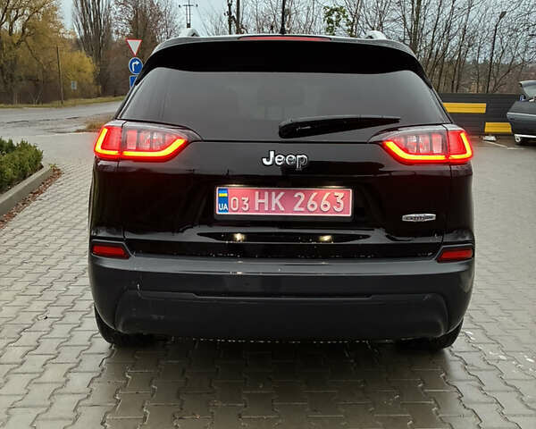 Черный Джип Чероки, объемом двигателя 0 л и пробегом 122 тыс. км за 15500 $, фото 7 на Automoto.ua