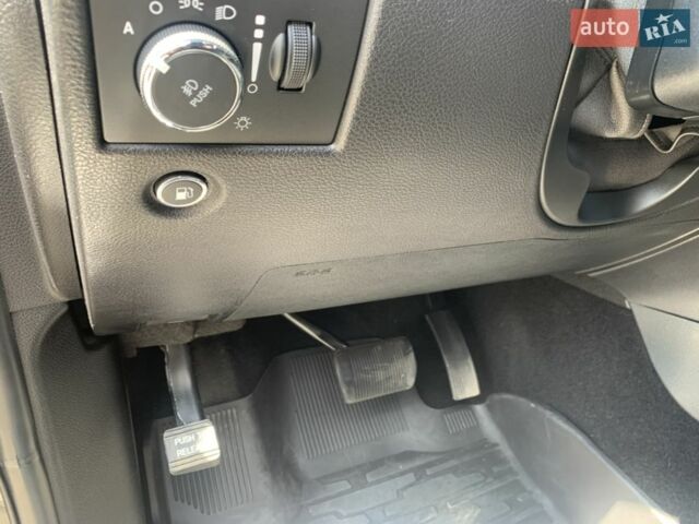 Черный Джип Чероки, объемом двигателя 3.6 л и пробегом 50 тыс. км за 30000 $, фото 11 на Automoto.ua