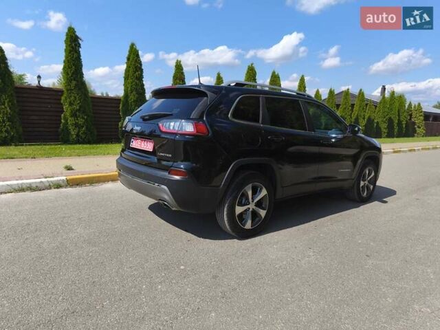 Чорний Джип Cherokee, об'ємом двигуна 3.24 л та пробігом 84 тис. км за 22000 $, фото 3 на Automoto.ua