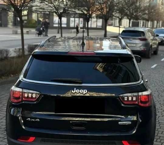 Чорний Джип Cherokee, об'ємом двигуна 2.4 л та пробігом 95 тис. км за 14700 $, фото 8 на Automoto.ua