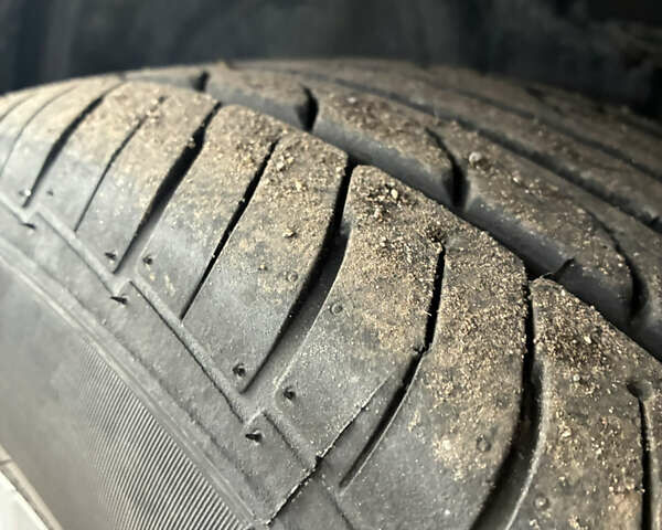 Джип Cherokee 2019 у Жмеренке на Automoto.ua Чорний Джип Cherokee, об'ємом двигуна 0 л та пробігом 76 тис. км за 16500 $, фото 18 на Automoto.ua