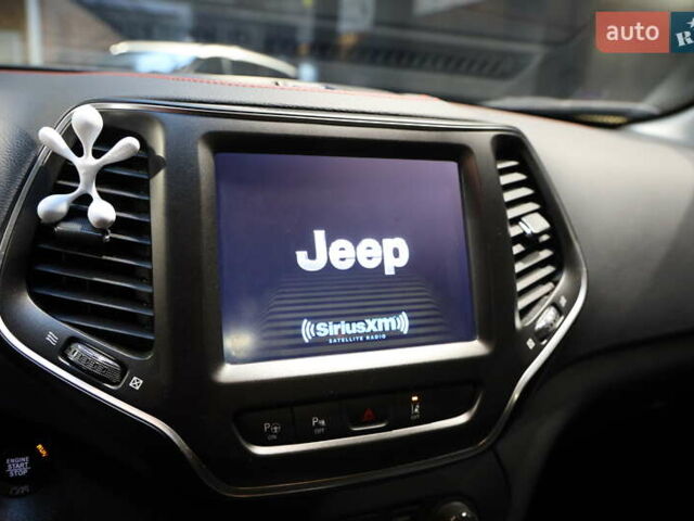 Черный Джип Чероки, объемом двигателя 2.36 л и пробегом 211 тыс. км за 21500 $, фото 31 на Automoto.ua