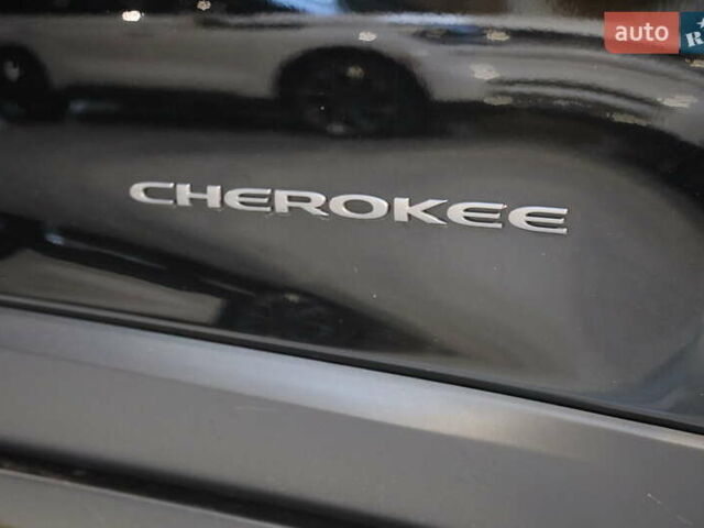Черный Джип Чероки, объемом двигателя 2.36 л и пробегом 211 тыс. км за 21500 $, фото 11 на Automoto.ua