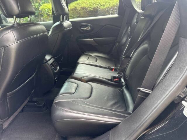 Джип Чероки 2019 в Житомире на Automoto.ua Черный Джип Чероки, объемом двигателя 3.2 л и пробегом 46 тыс. км за 14000 $, фото 10 на Automoto.ua