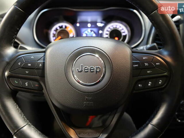 Черный Джип Чероки, объемом двигателя 2.36 л и пробегом 211 тыс. км за 21500 $, фото 29 на Automoto.ua