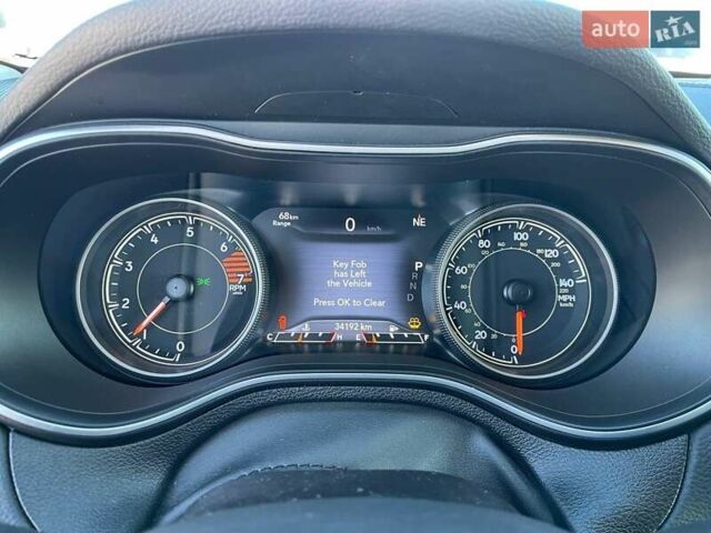 Чорний Джип Cherokee, об'ємом двигуна 2.36 л та пробігом 34 тис. км за 18000 $, фото 15 на Automoto.ua