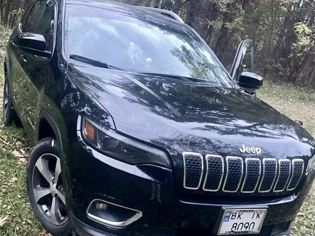 Черный Джип Чероки, объемом двигателя 3.24 л и пробегом 99 тыс. км за 19500 $, фото 1 на Automoto.ua