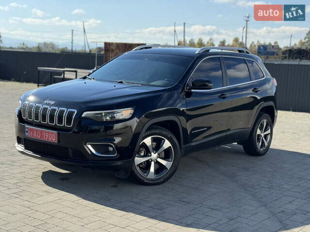 Чорний Джип Cherokee, об'ємом двигуна 3.24 л та пробігом 127 тис. км за 16500 $, фото 6 на Automoto.ua