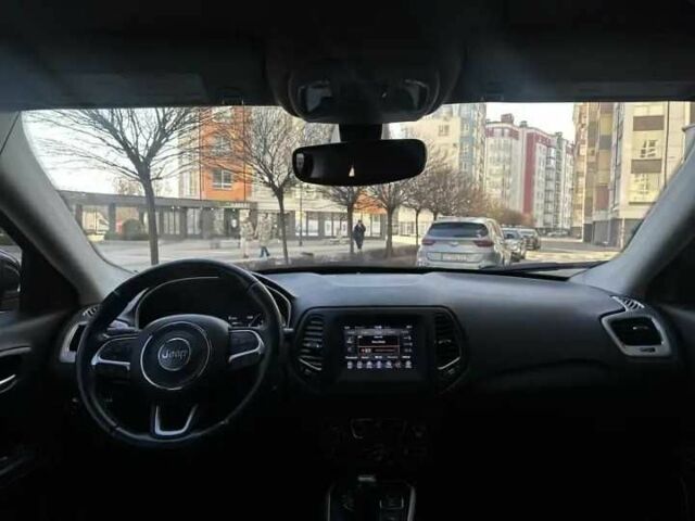 Чорний Джип Cherokee, об'ємом двигуна 2.4 л та пробігом 95 тис. км за 14700 $, фото 10 на Automoto.ua