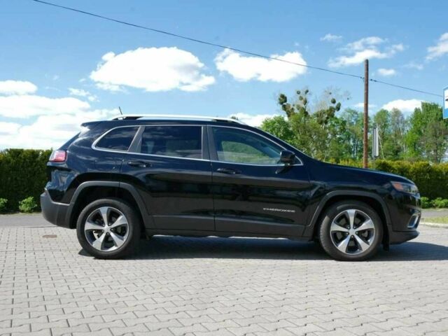 Черный Джип Чероки, объемом двигателя 2.4 л и пробегом 102 тыс. км за 12000 $, фото 3 на Automoto.ua