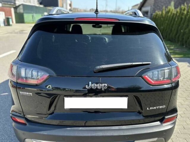 Черный Джип Чероки, объемом двигателя 2.4 л и пробегом 117 тыс. км за 11000 $, фото 2 на Automoto.ua